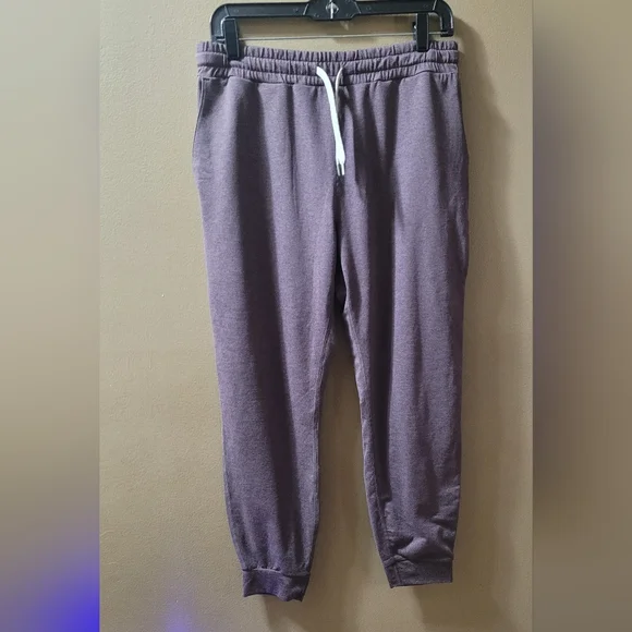 EUC Vuori Performance Joggers Size Medium Heathered Purple - Picture 4 of 11